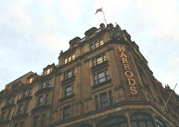 Harrods lascia Taiwan, Thailandia e Singapore