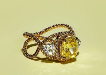 Tiffany, stop all’acquisto di diamanti dalla Russia