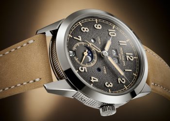 Patek Philippe sfida le regole del fuso orario
