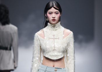Shanghai ‘congela’ la sua fashion week causa Covid