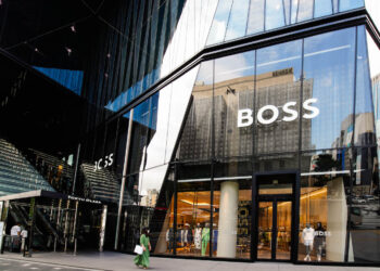 Ancora shopping in Hugo Boss per Frasers