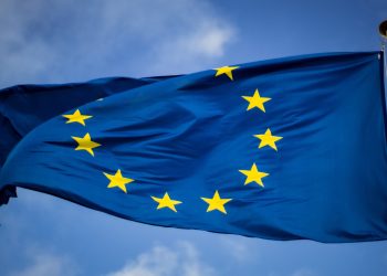 Eurozona, a febbraio retail a +5%