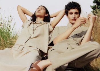 A.P.C. trasforma lo store nel Marais in un vintage shop