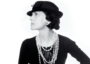 ‘Gabrielle Chanel. Fashion Manifesto’ vola a Londra