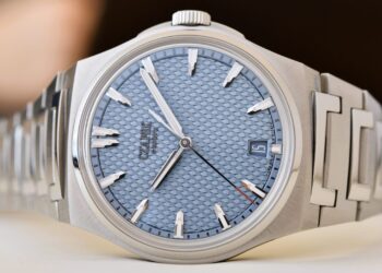 Czapek introduce nuove nuance per ‘Antarctique Passage de Drake’