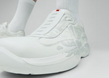 Cass personalizza le sneakers Prada America’s Cup