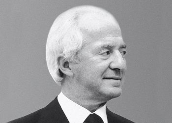 Addio a Leonardo Del Vecchio. Il fondatore di Luxottica si è spento a 87 anni