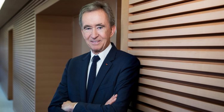 Arnault trasforma la holding Agache in accomandita