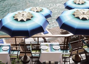 Tutti al mare. Il lusso veste le vacanze in spiaggia, tra club, ristoranti e hotel