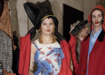 Arrivi e partenze. Continua il viavai di big brand tra fashion week