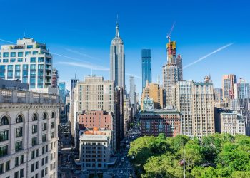 Vogue America festeggia 130 anni alla New York fashion week