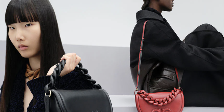 Ferragamo, ricavi a +20,3% nel primo semestre 2022