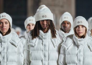 Moncler cresce double digit nei nove mesi. Ma frena in Borsa