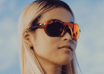 EssilorLuxottica, fatturato a 6,4 mld € nel terzo trimestre