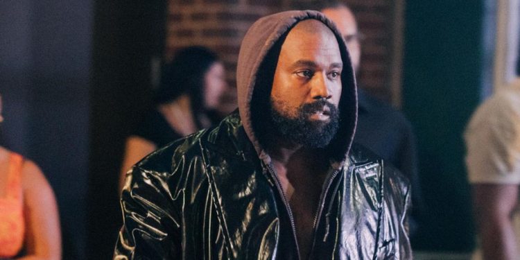 Balenciaga pone fine al rapporto con Kanye West