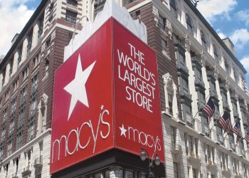 Macy’s converte 35 negozi in hub per l’e-commerce