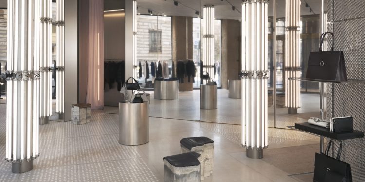 Palazzo Trussardi riapre confermando l’impronta lifestyle
