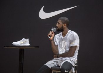 Nike si separa dal cestista Nba Kyrie Irving