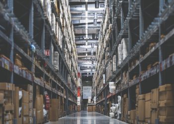 Dark store nuovo standard per il retail. I negozi dismessi ora servono l’e-commerce