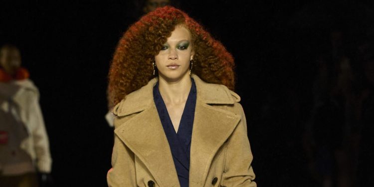 Pvh porta in house il womenswear di Tommy Hilfiger e Calvin Klein