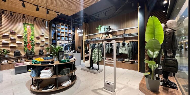 Replay consolida la sua presenza in Egitto con Ego Fashion Group