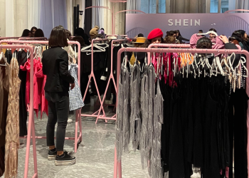 Shein, bis retail a Milano con il temporary store natalizio