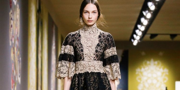 Dopo il menswear, a Parigi è tempo di Haute Couture