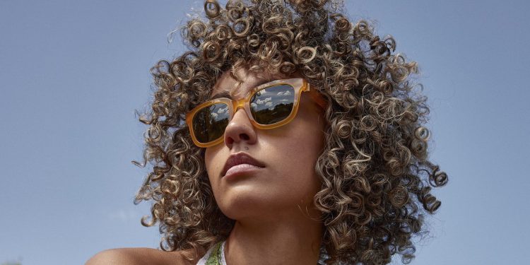 Gli occhiali di Eco accelerano nello sviluppo produttivo sostenibile