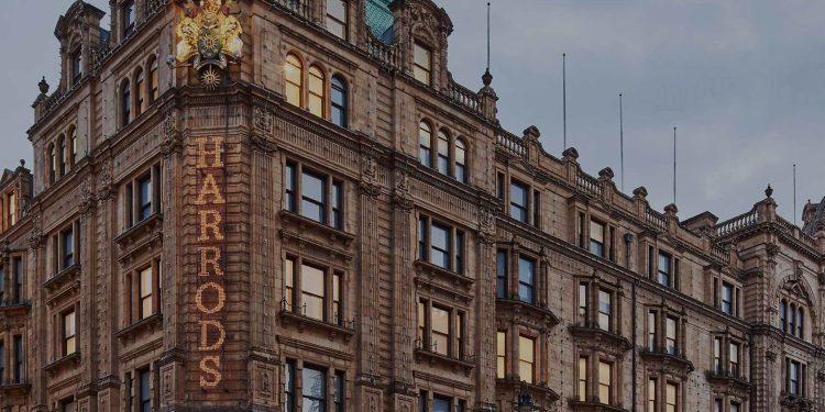 Accoltellamento da Harrods. La polizia di Londra apre un’indagine