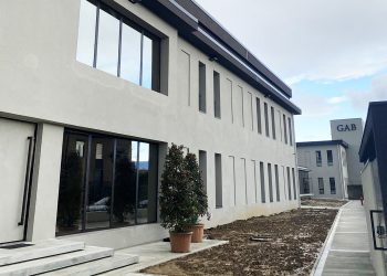 Hind accelera nella pelletteria e inaugura la nuova sede di Gab