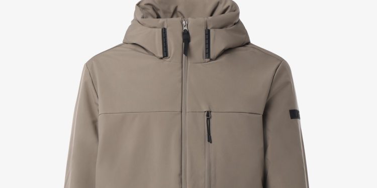 Jaked debutta nella sporty couture