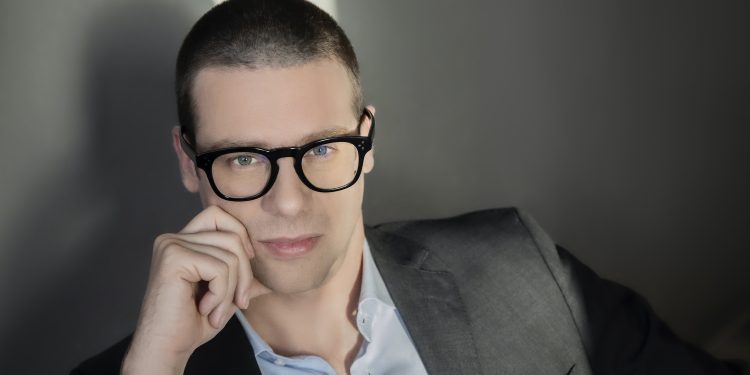 Thélios, realtà eyewear Lvmh, pronta per il maxi evento a Milano