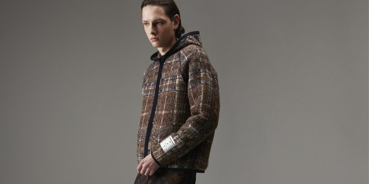 Nuove frontiere per il mondo moda: Shima Seiki Italia a Pitti porta nuove tecnologie