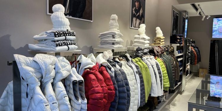 Blauer Usa amplia la rete retail e approda a Catania e Livigno