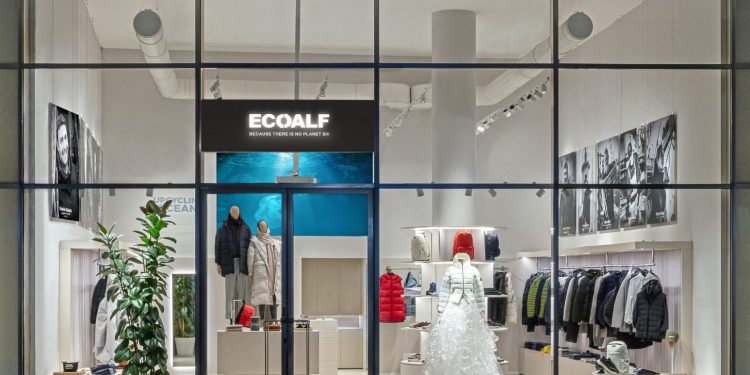 Ecoalf inaugura a Milano il suo primo store italiano