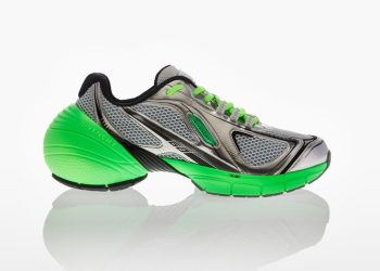 Givenchy presenta la nuova sneaker maschile TK-MX