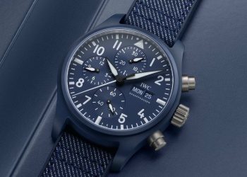 Iwc collabora con Pantone per i nuovi Pilot’s Chronograph