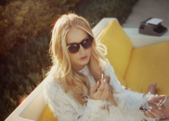 La nuova campagna di Oliver Peoples interpreta il sogno hollywoodiano