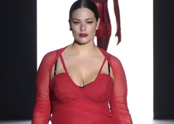 L’inclusività è già finita? Le modelle curvy scompaiono dalle passerelle