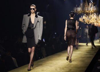 Quanto vale una sfilata? Parigi e Saint Laurent vincono la sfida social
