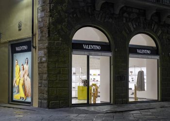 Valentino cambia indirizzo fiorentino, nuovo store in piazza della Signoria