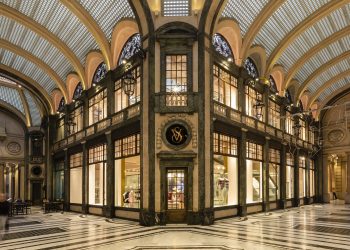 Odissea (Percassi) chiude a 1,3 mld (+33%). Boom del beauty e retail