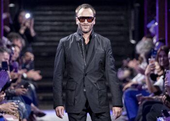 Tom Ford saluta la moda. Un video svela l’ultima collezione per il suo brand