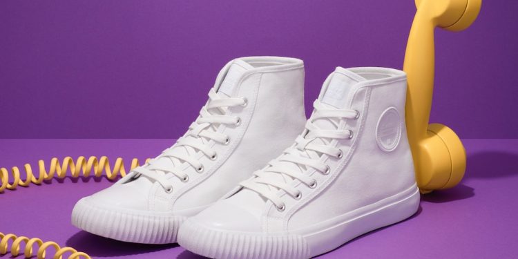 Bata riedita in chiave contemporanea le sneakers ‘Bullets’