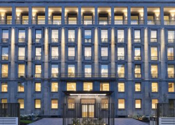 Kering inaugura il maxi headquarter milanese in via Senato