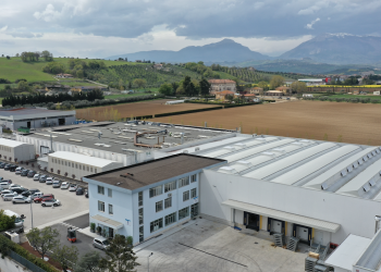 Freudenberg inaugura il primo stabilimento in Italia di interfodere