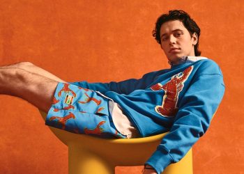 Tommy Hilfiger rende omaggio alla Montauk di Andy Warhol