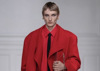 Sarà il menswear di Valentino ad aprire la prossima Milano fashion week