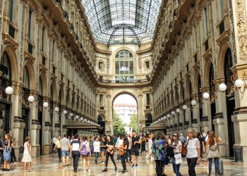 Allarme retail da Confesercenti: la moda è il settore con più chiusure dal 2019