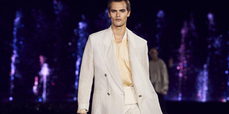 Hugo Boss, primo trimestre a +25%. Alza outlook per il 2023